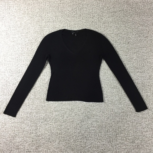 Gucci Tops - Gucci v-neck knit top